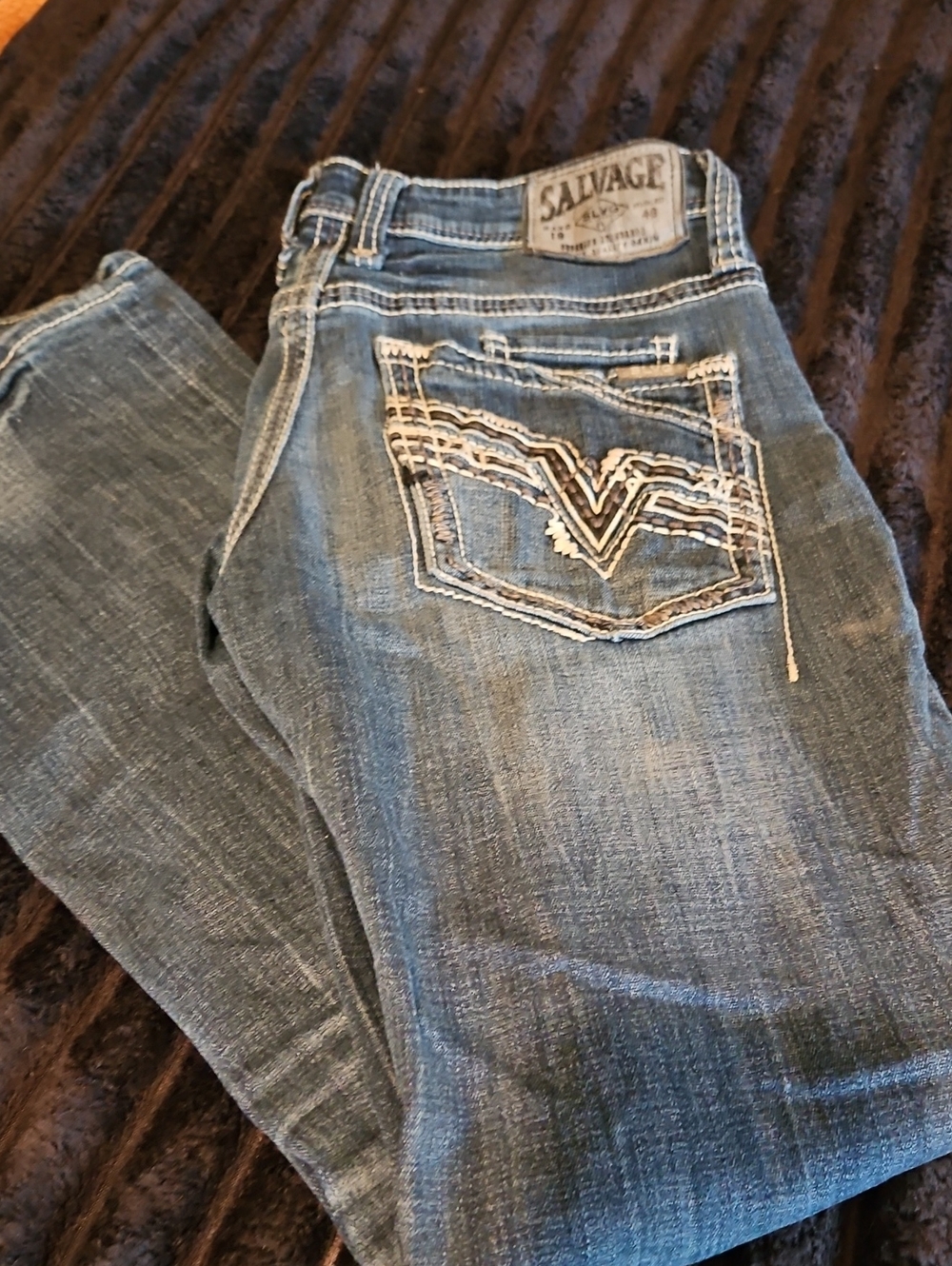 Salvage men's Medium Blue Embroidered Back-Pocket Boot Cut Jeans